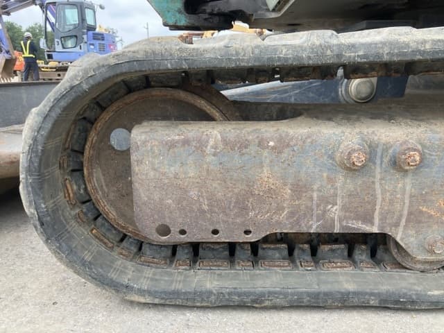 MINI EXCAVATOR — Auction (lot 8451-169)