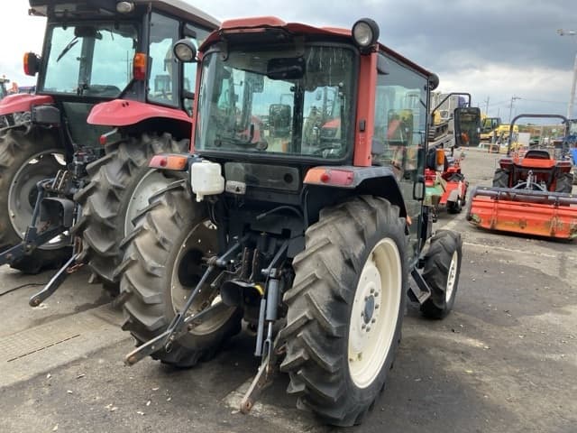 Tractor — Auction (lot 8451-1801)