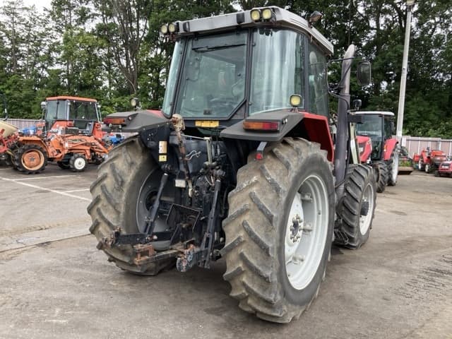 Tractor — Auction (lot 8451-1802)