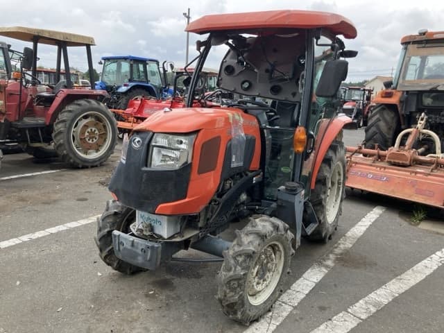 Tractor — Auction (lot 8451-1806)