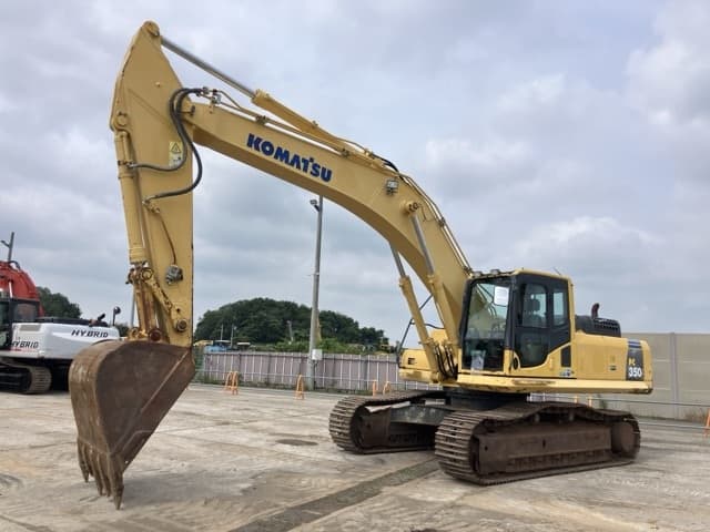 EXCAVATOR — Auction (lot 8451-181)