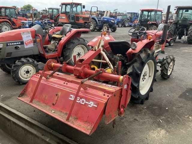 Tractor — Auction (lot 8451-1810)