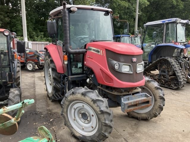 Tractor — Auction (lot 8451-1811)