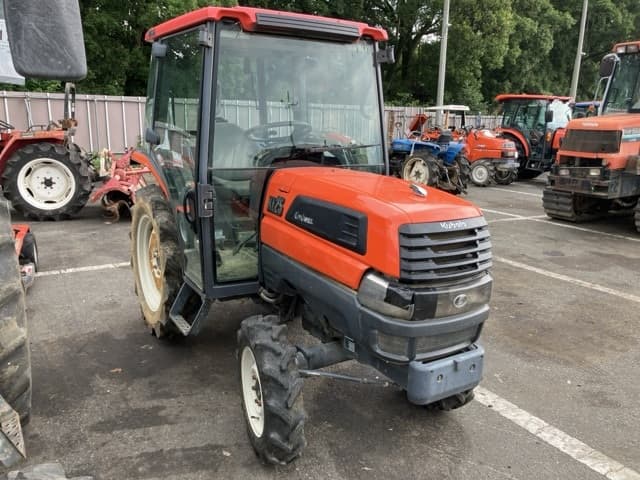 Tractor — Auction (lot 8451-1812)