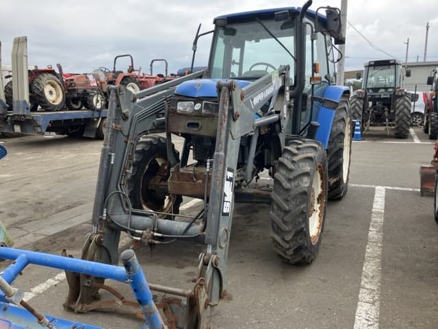 Tractor — Auction (lot 8451-1813)
