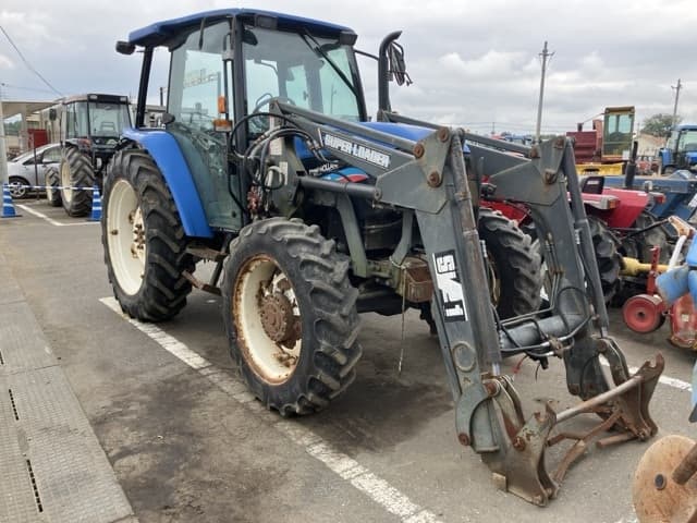 Tractor — Auction (lot 8451-1813)