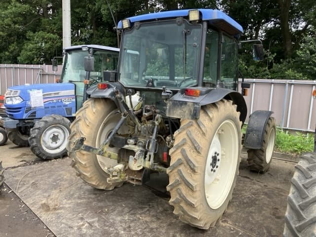 Tractor — Auction (lot 8451-1819)