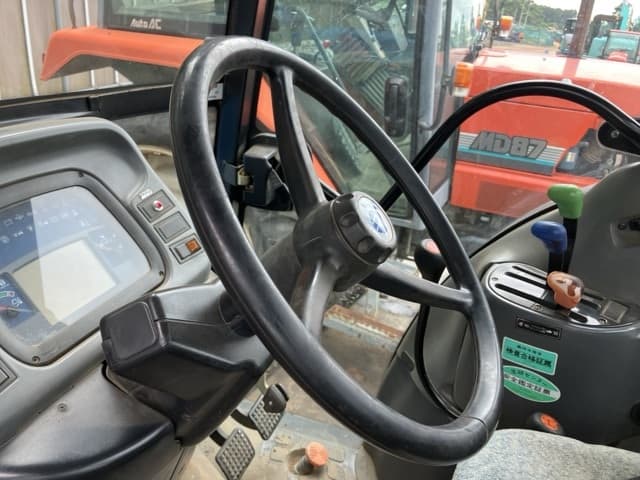 Tractor — Auction (lot 8451-1819)