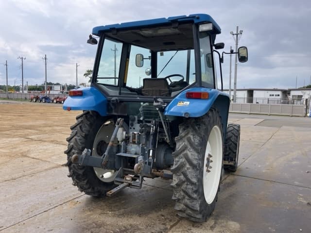 Tractor — Auction (lot 8451-1820)