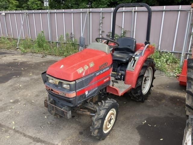 Tractor — Auction (lot 8451-1829)