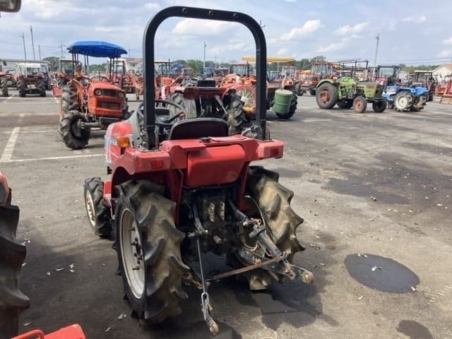 Tractor — Auction (lot 8451-1829)