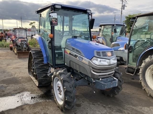 Tractor — Auction (lot 8451-1831)