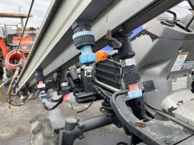 HIGH CLEARANCE BOOM SPRAYER — Auction (lot 8451-1836)