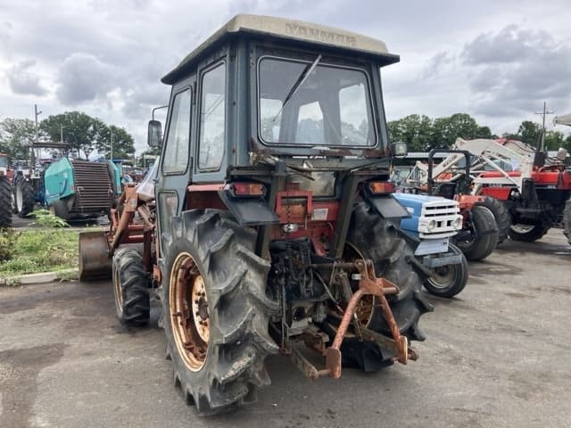 Tractor — Auction (lot 8451-1837)
