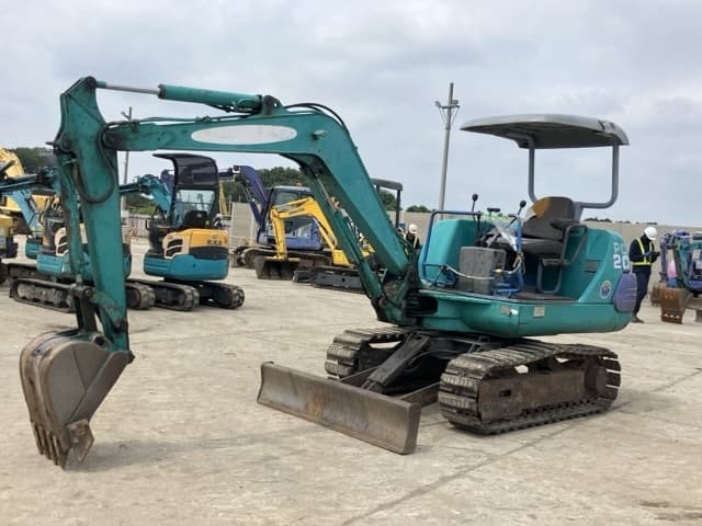 MINI EXCAVATOR — Auction (lot 8451-184)