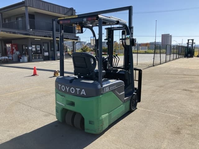 Battery Forklift — Auction (lot 8451-19001)