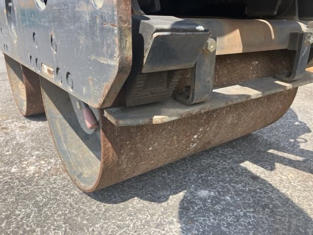 Hand Guided Roller — Auction (lot 8451-197)