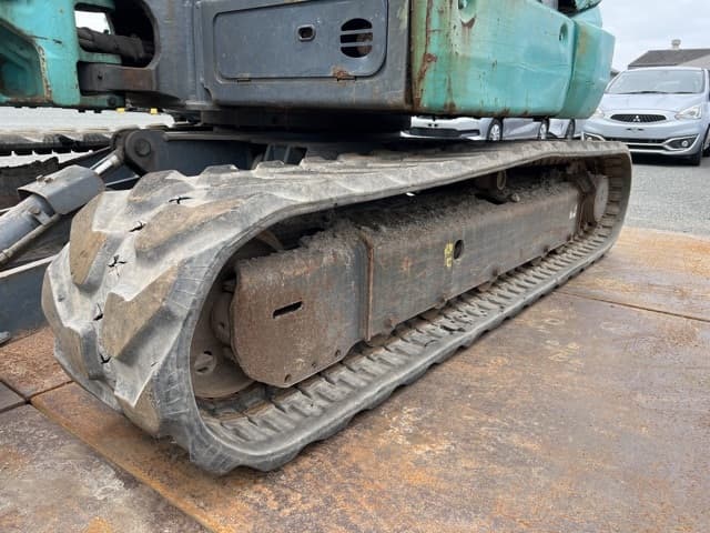 MINI EXCAVATOR — Auction (lot 8451-20001)