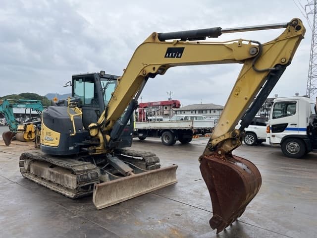 EXCAVATOR — Auction (lot 8451-20004)
