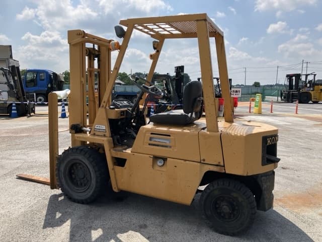 Forklift — Auction (lot 8451-2002)
