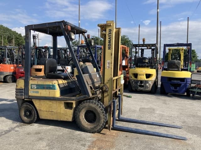 Forklift — Auction (lot 8451-2009)