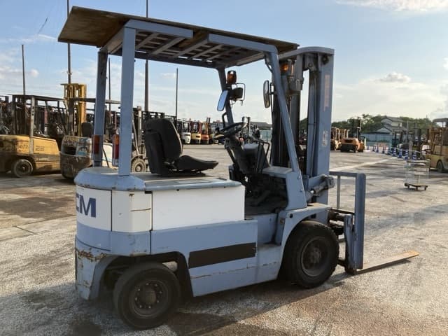 Battery Forklift — Auction (lot 8451-2013)