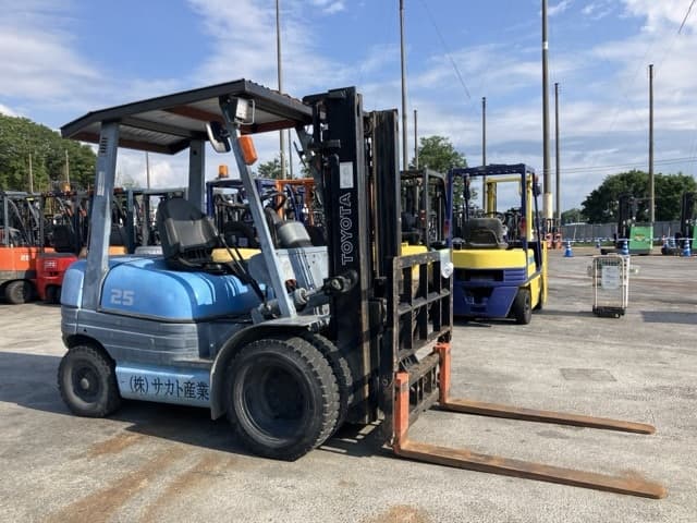 Forklift — Auction (lot 8451-2017)