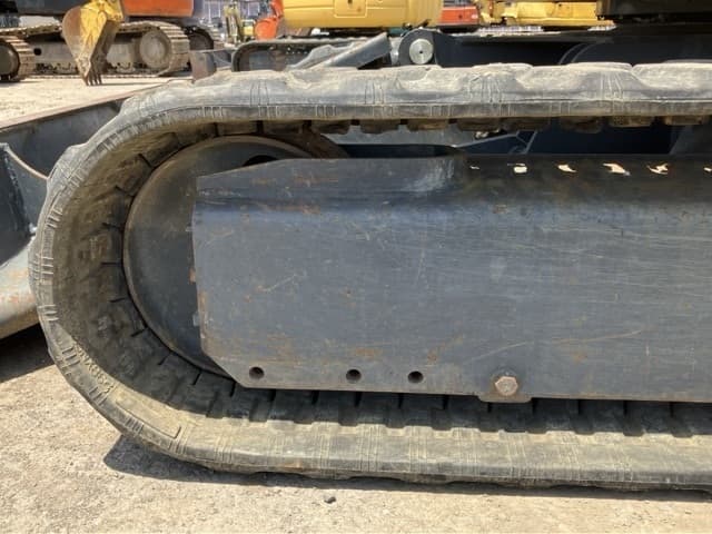 MINI EXCAVATOR — Auction (lot 8451-202)