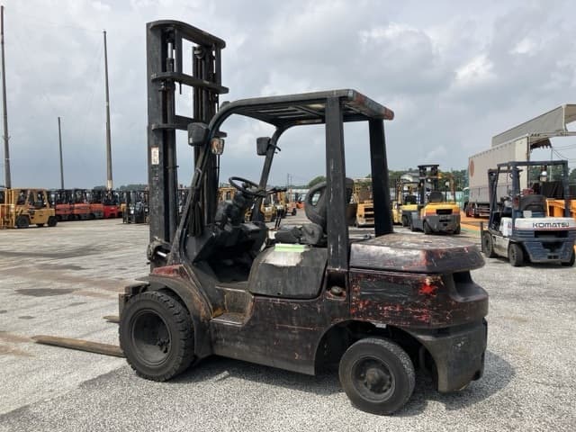 Forklift — Auction (lot 8451-2027)