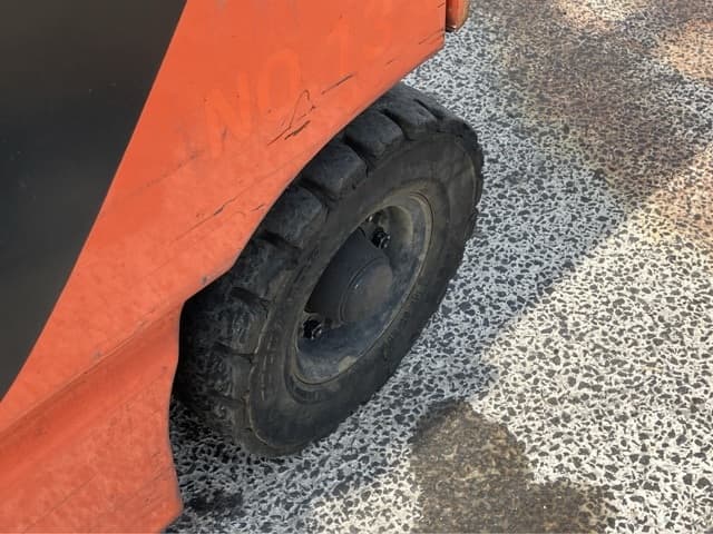Battery Forklift — Auction (lot 8451-2038)