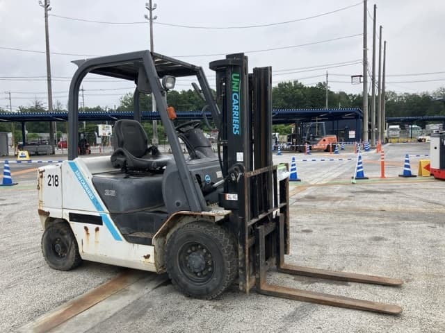 Forklift — Auction (lot 8451-2046)