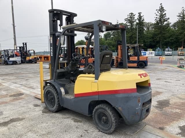 Forklift — Auction (lot 8451-2047)