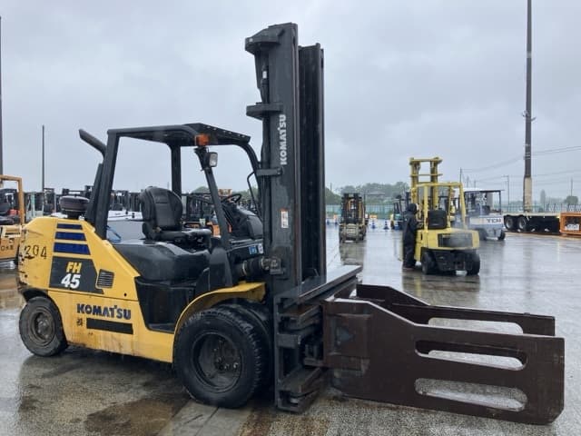 Forklift — Auction (lot 8451-2069)