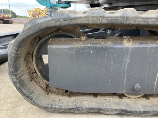 MINI EXCAVATOR — Auction (lot 8451-207)