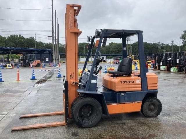 Forklift — Auction (lot 8451-2076)