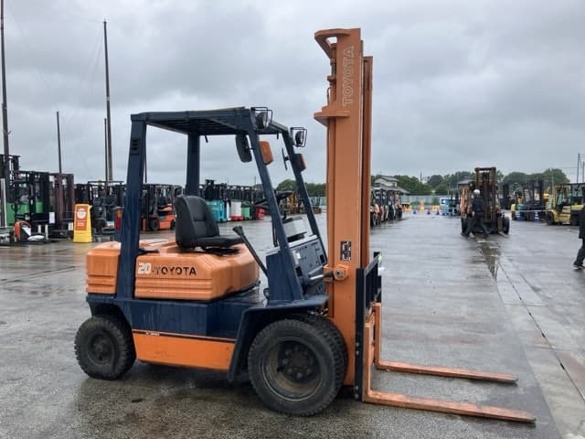 Forklift — Auction (lot 8451-2076)