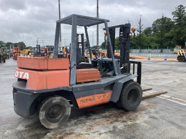 Forklift — Auction (lot 8451-2078)