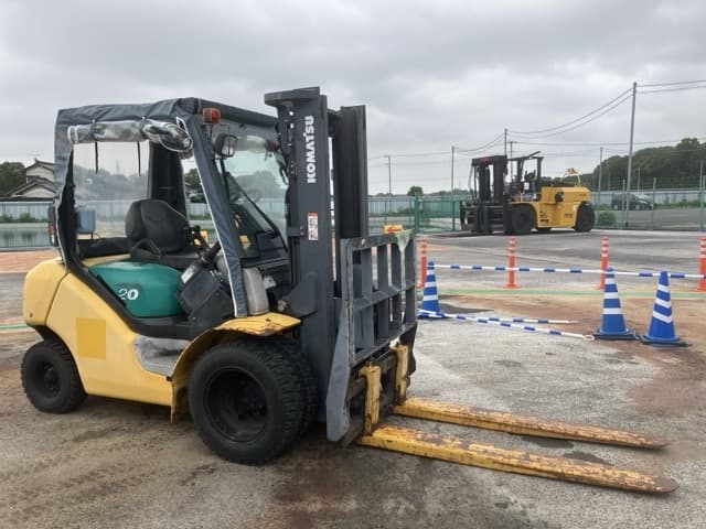 Forklift — Auction (lot 8451-2093)