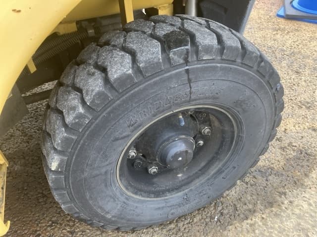 Forklift — Auction (lot 8451-2093)
