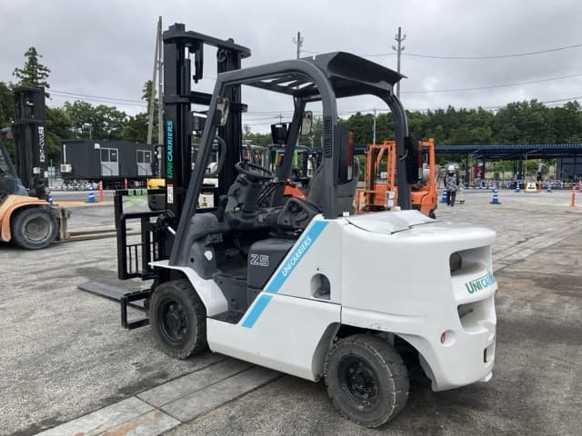 Forklift — Auction (lot 8451-2097)