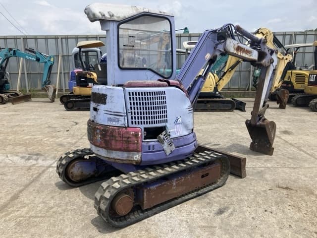MINI EXCAVATOR — Auction (lot 8451-21)