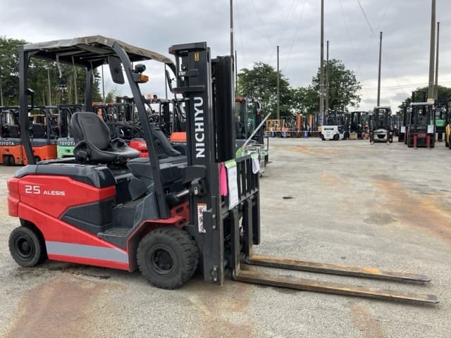 Battery Forklift — Auction (lot 8451-2101)