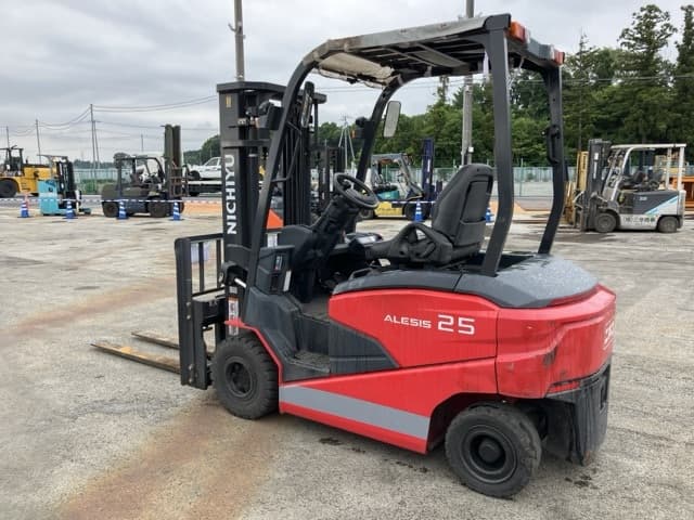 Battery Forklift — Auction (lot 8451-2101)
