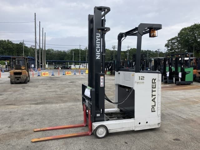 Reach Forklift — Auction (lot 8451-2102)