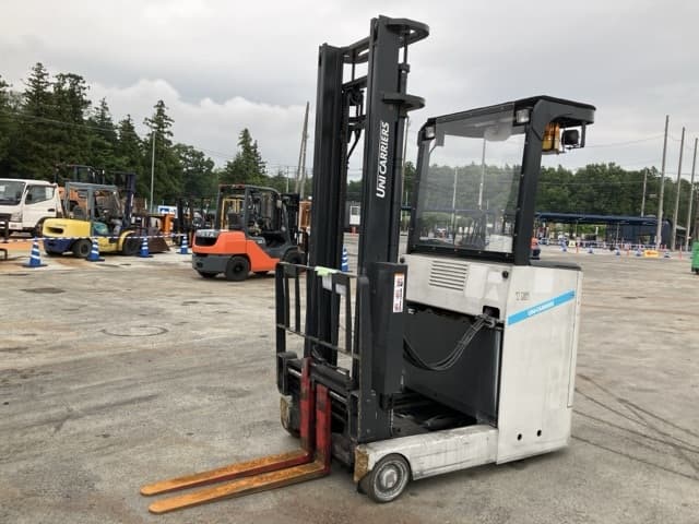 Reach Forklift — Auction (lot 8451-2103)