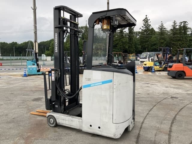 Reach Forklift — Auction (lot 8451-2103)