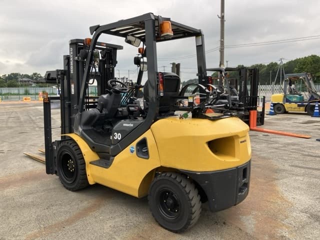 Forklift — Auction (lot 8451-2105)