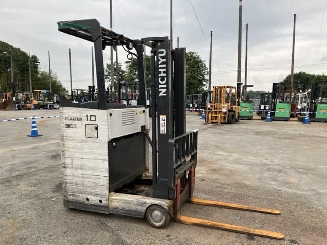 Reach Forklift — Auction (lot 8451-2107)