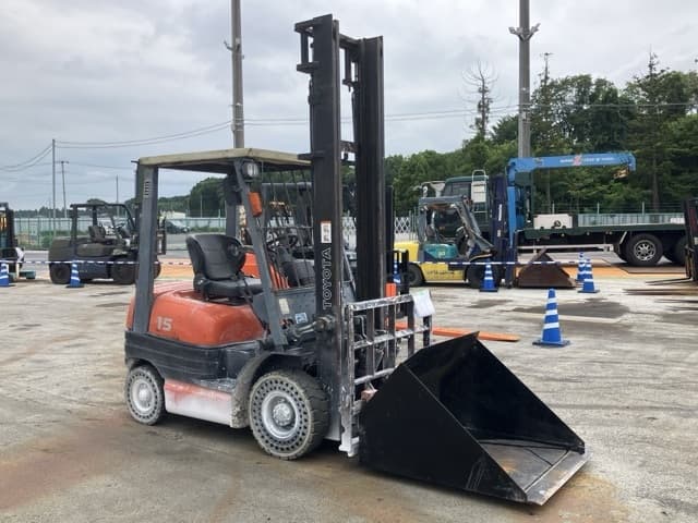 Forklift — Auction (lot 8451-2109)