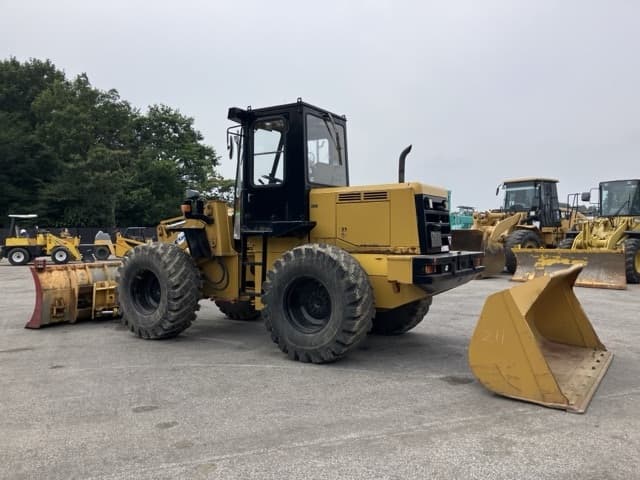 WHEEL LOADER — Auction (lot 8451-211)